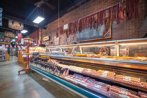 Hermann Wurst Haus Indoor Meat Display